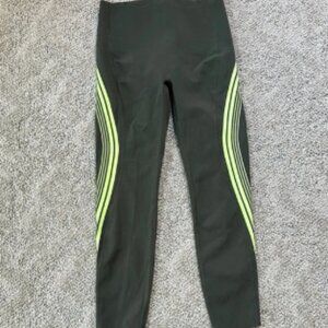 Spanx Everywear Contour Stripe Crop Legging